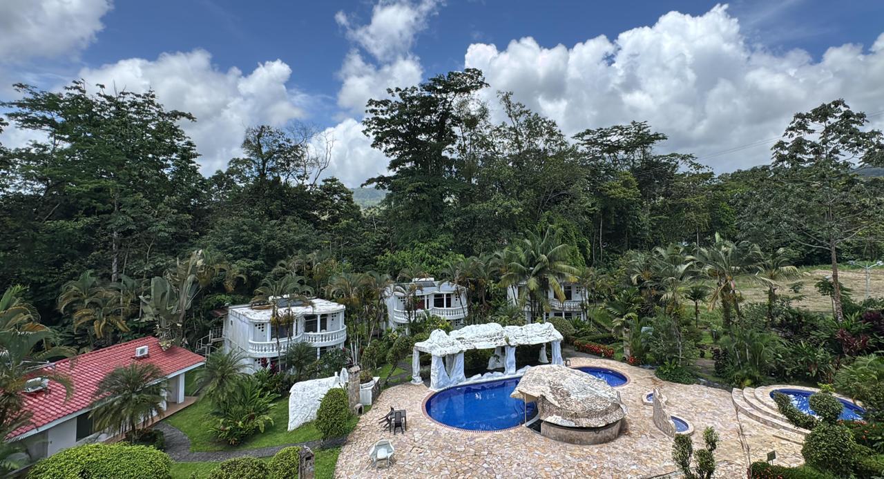 Hotel Catarata Resort